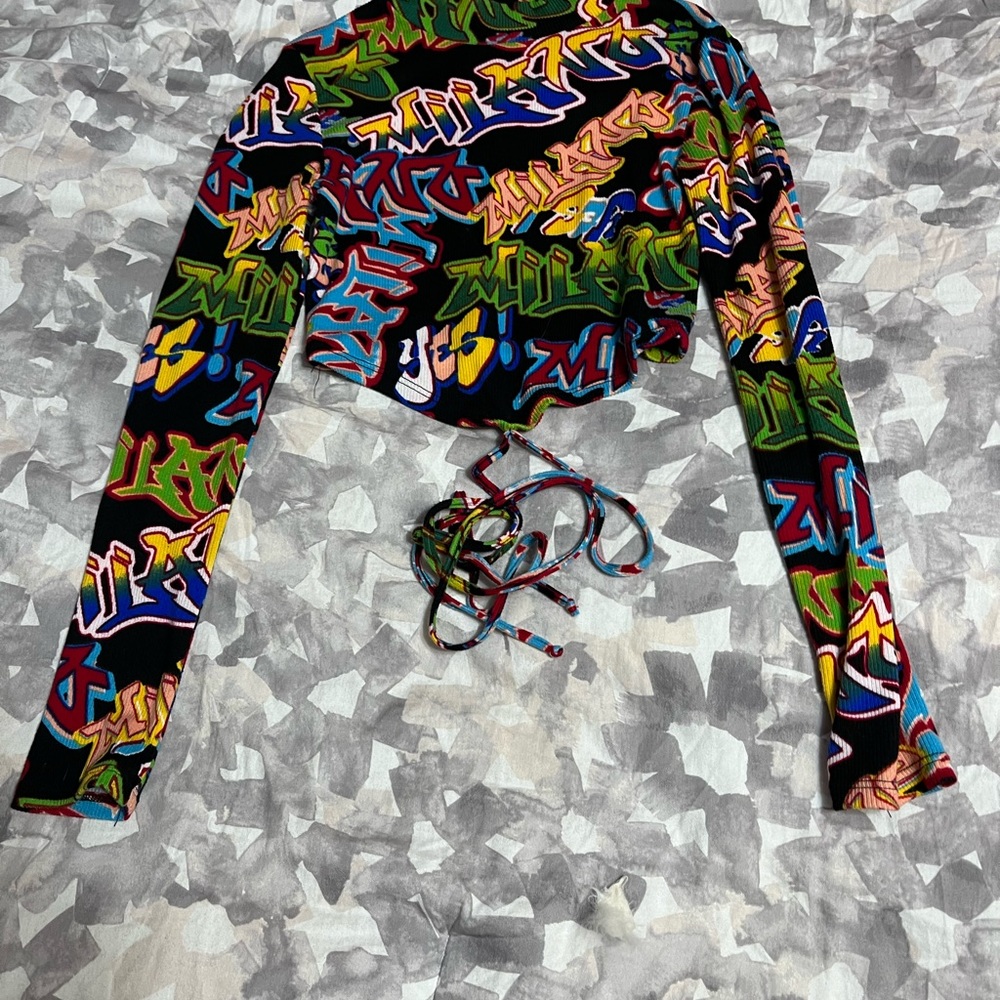 Just polly graffiti style crop top